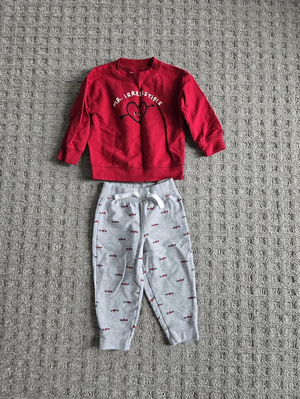 Mr. Irresistible Sweatshirt & Gray Heart-Print Joggers - Valentine's Day Outfit